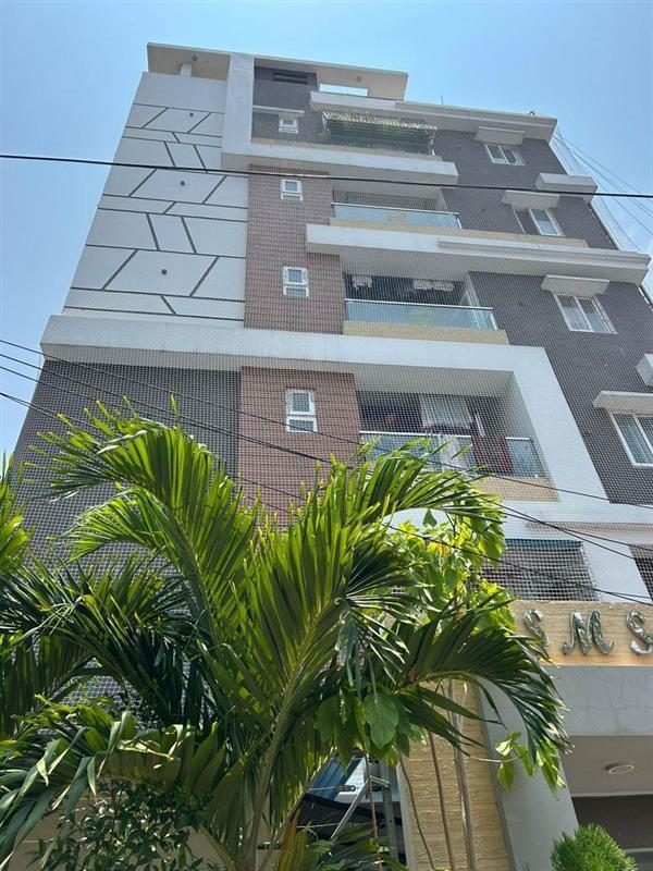 Building Safety Nets installation by Rio Enterprises